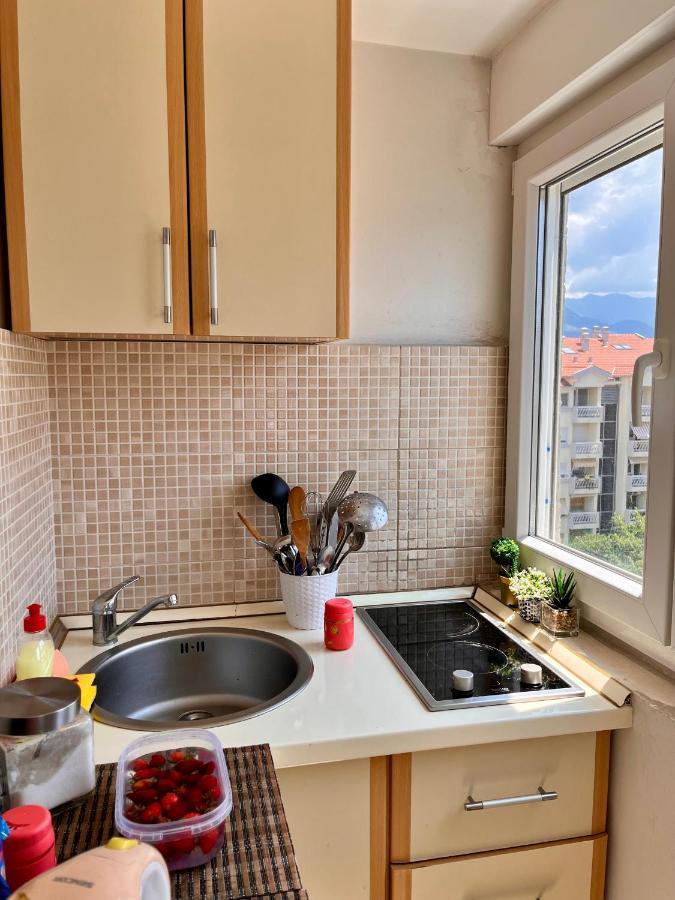 Mint Apartment Тиват Экстерьер фото
