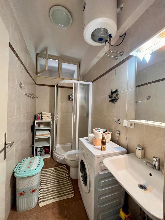 Mint Apartment Тиват Экстерьер фото