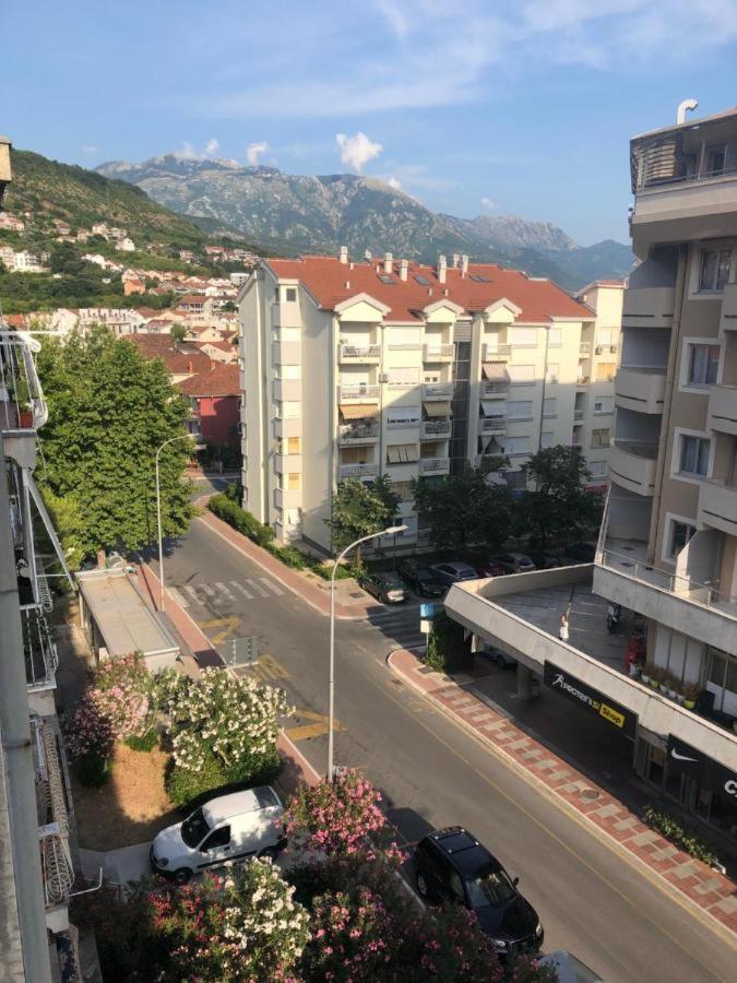 Mint Apartment Тиват Экстерьер фото