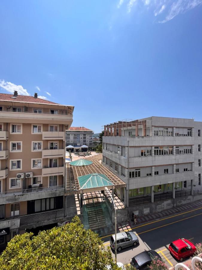 Mint Apartment Тиват Экстерьер фото